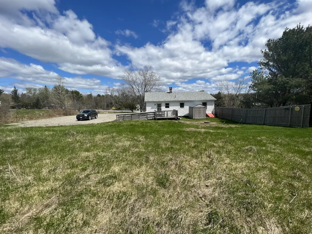 627 Main Road Eddington ME 04428