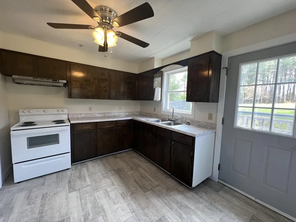 627 Main Road Eddington ME 04428