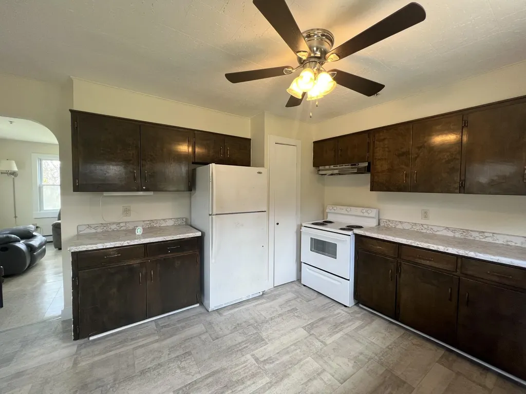 627 Main Road Eddington ME 04428