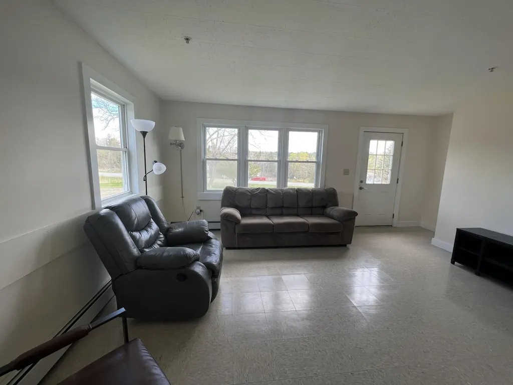 627 Main Road Eddington ME 04428