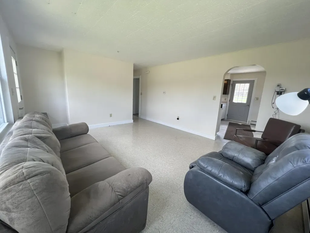 627 Main Road Eddington ME 04428