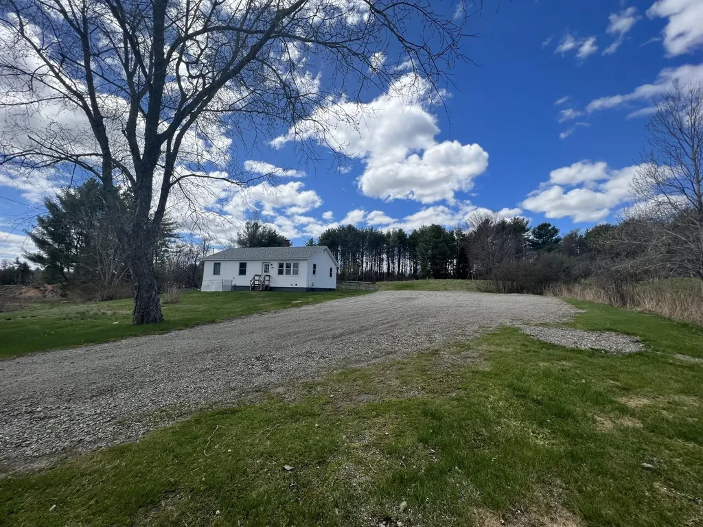 627 Main Road Eddington ME 04428