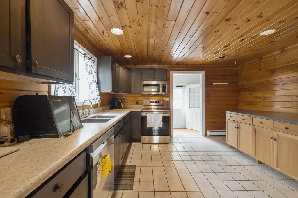 65 Grenier Lane Wells ME 04090