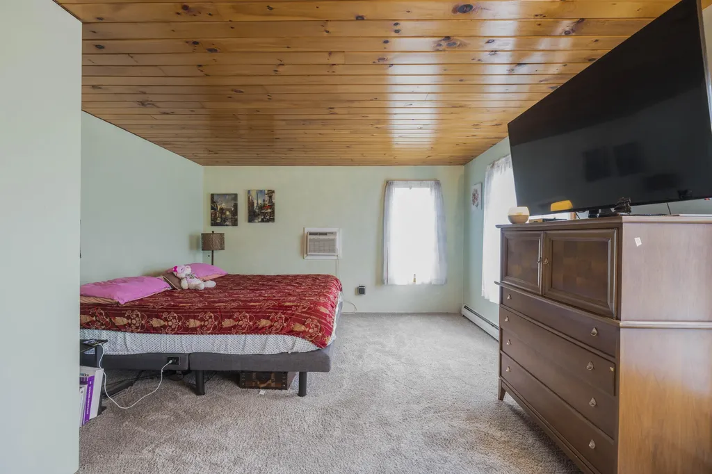 65 Grenier Lane Wells ME 04090