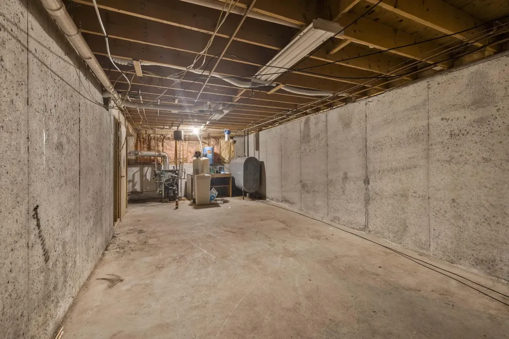 65 Grenier Lane Wells ME 04090