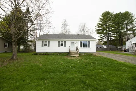 5 Donna Street Winslow ME 04901
