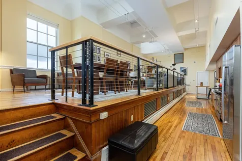 172 Falmouth Street Portland ME 04102