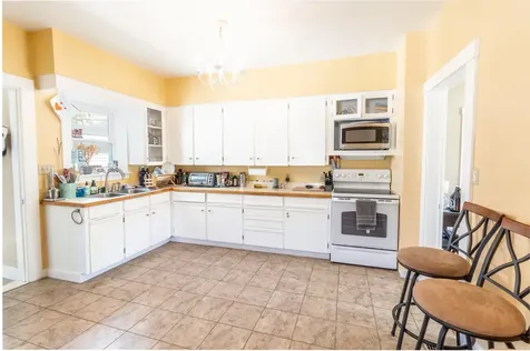 173 North Street Bath ME 04530