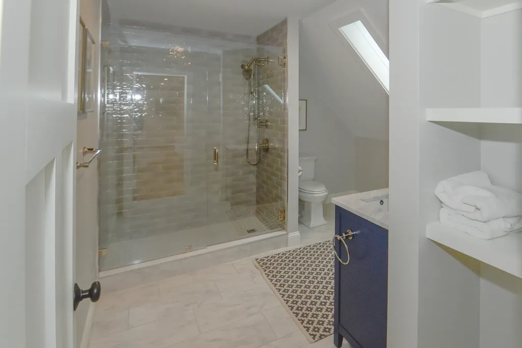 19 Garden Lane Naples ME 04055
