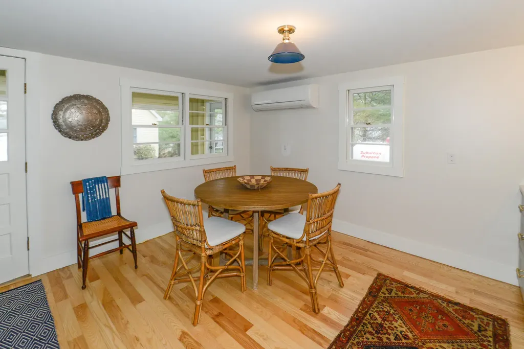 19 Garden Lane Naples ME 04055
