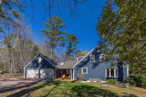 15 Rockbrook Drive Camden ME 04843