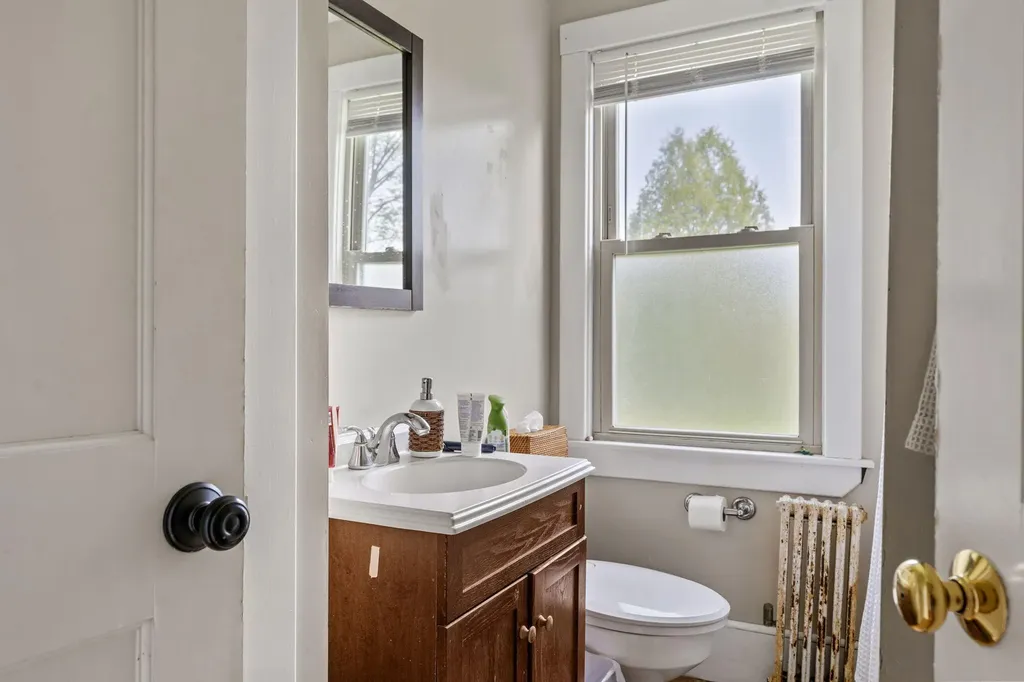 23 Caleb Street Portland ME 04102