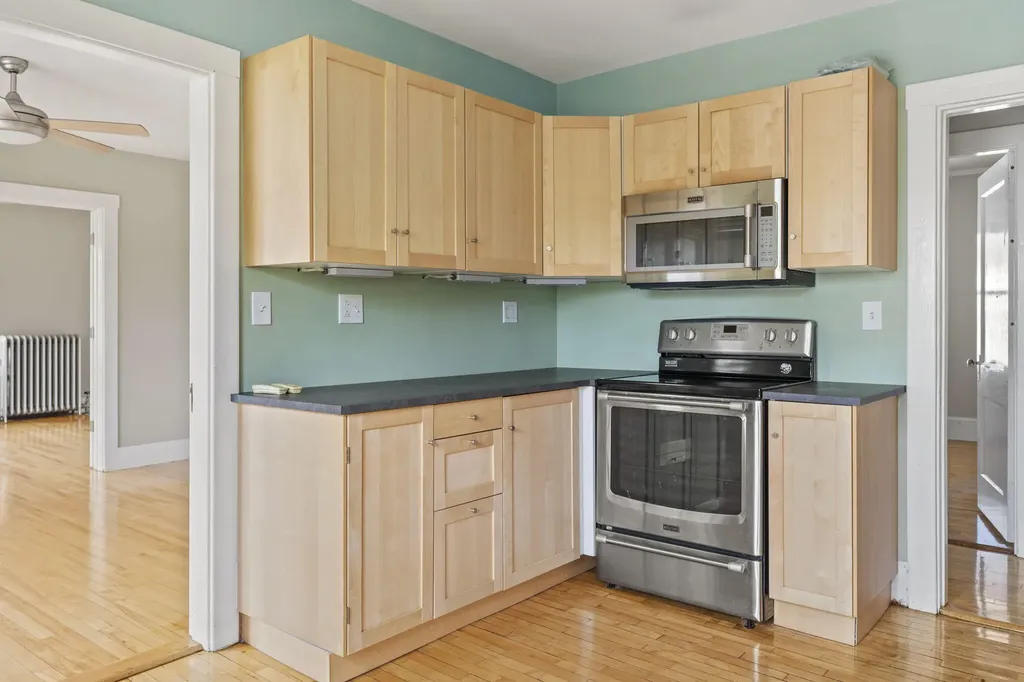 23 Caleb Street Portland ME 04102