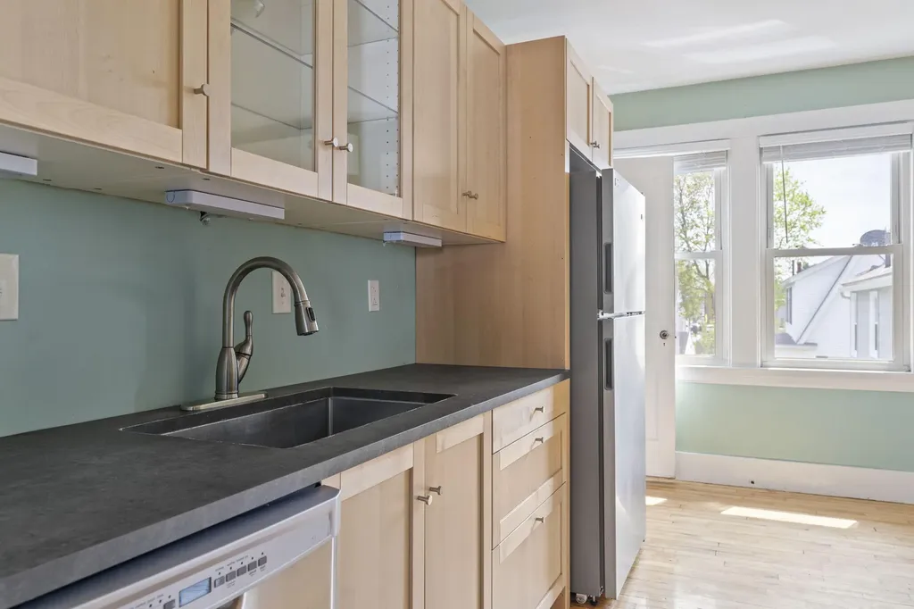 23 Caleb Street Portland ME 04102