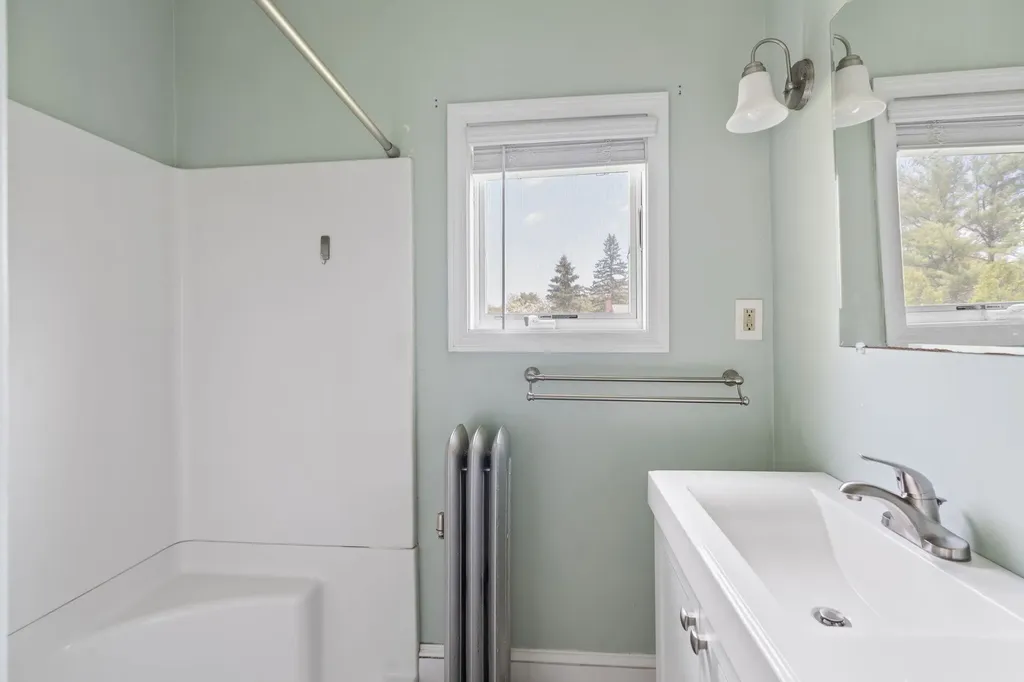 23 Caleb Street Portland ME 04102