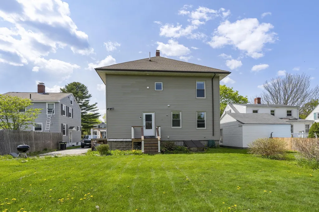 23 Caleb Street Portland ME 04102