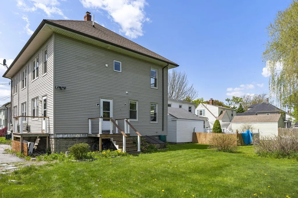 23 Caleb Street Portland ME 04102