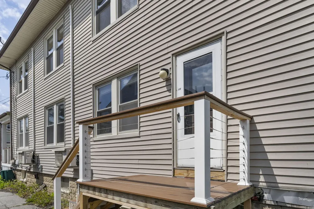 23 Caleb Street Portland ME 04102