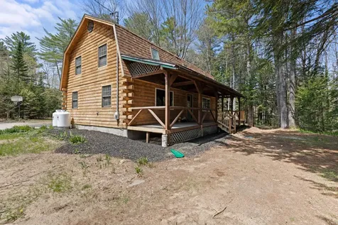 53 School House Road Oxford ME 04270