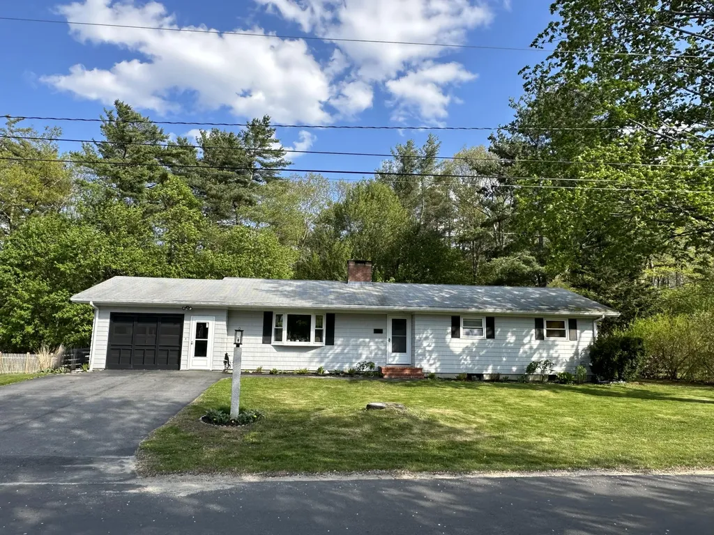 160 Rand Road Yarmouth ME 04096