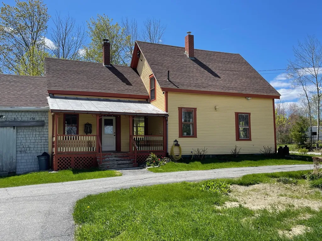 386 Plymouth Road Carmel ME 04419