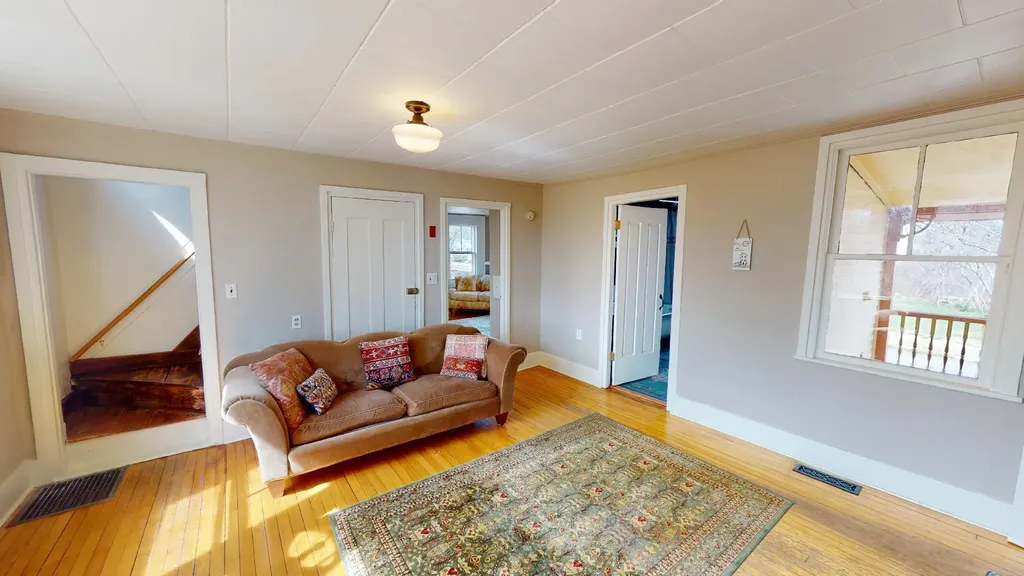 386 Plymouth Road Carmel ME 04419