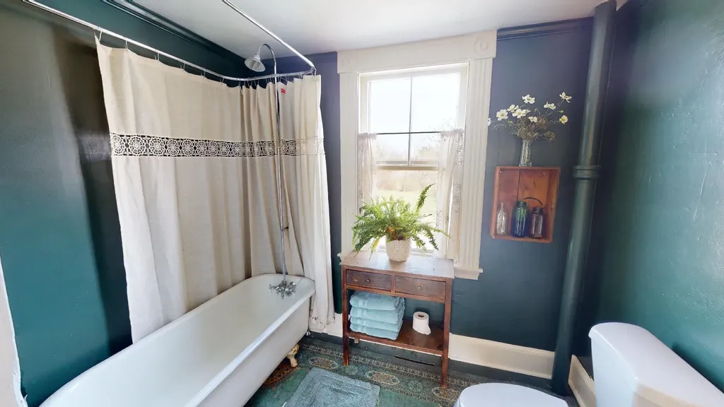 386 Plymouth Road Carmel ME 04419