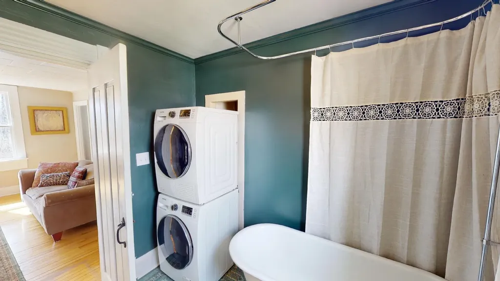 386 Plymouth Road Carmel ME 04419