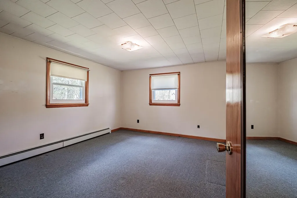 11 Riverside Lane Bethel ME 04217