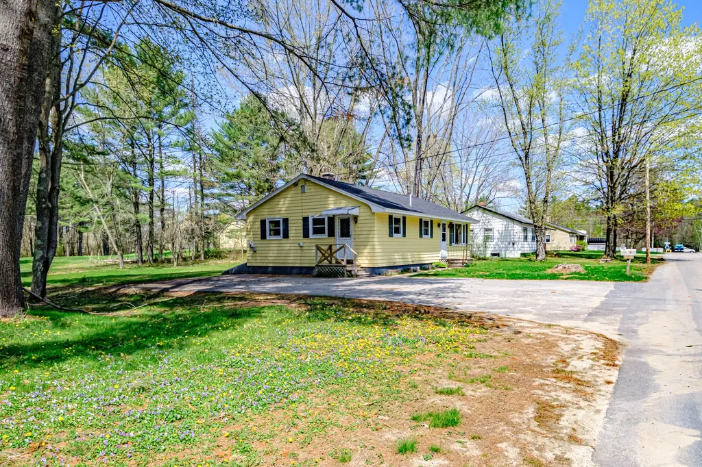 11 Riverside Lane Bethel ME 04217