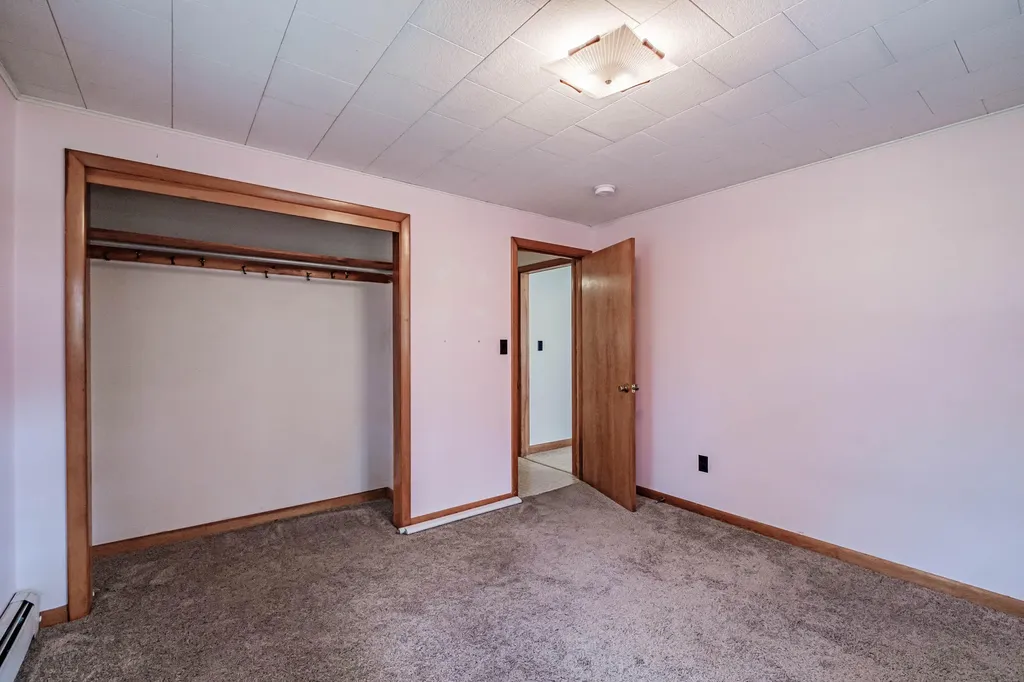 11 Riverside Lane Bethel ME 04217