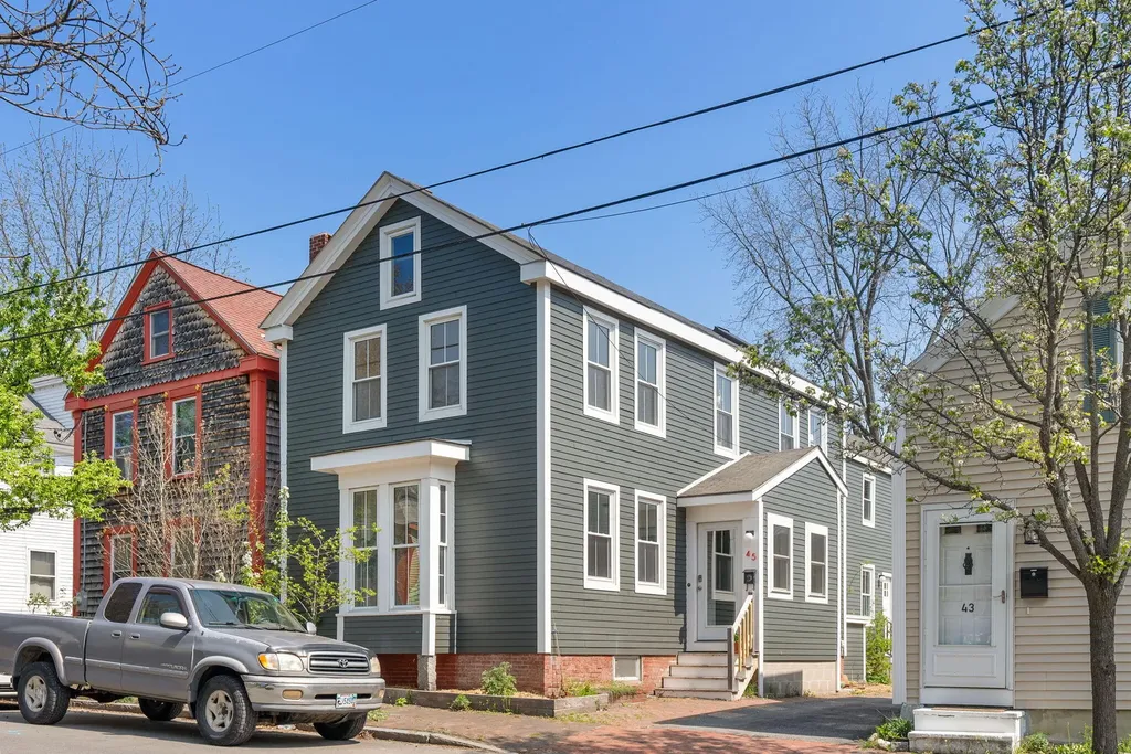 45 Tyng Street Portland ME 04102