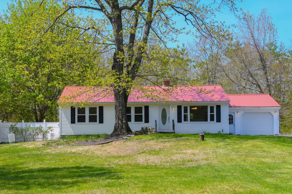 148 Durgintown Road Hiram ME 04041