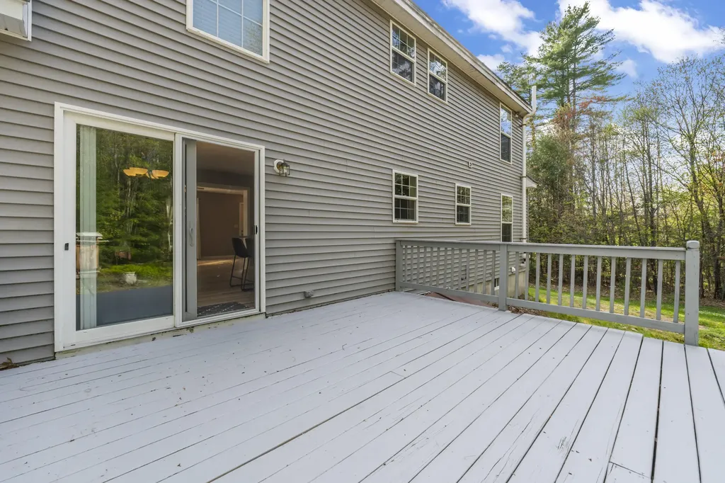 101 Deervale Road Durham ME 04222