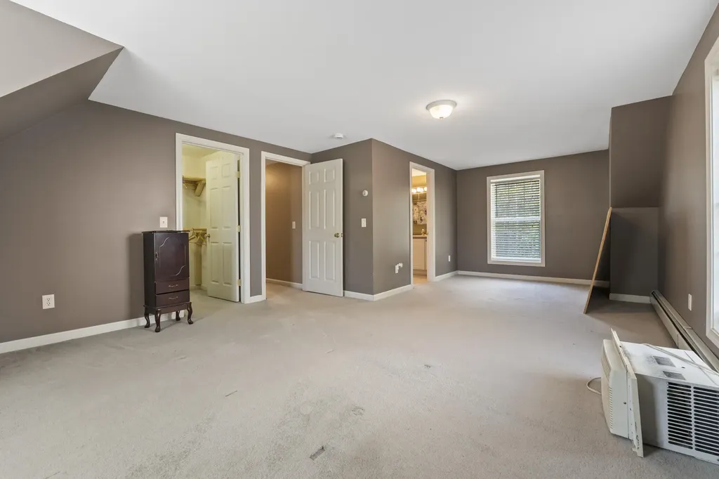 101 Deervale Road Durham ME 04222