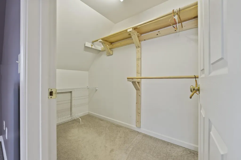 101 Deervale Road Durham ME 04222