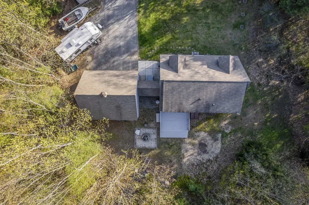 101 Deervale Road Durham ME 04222