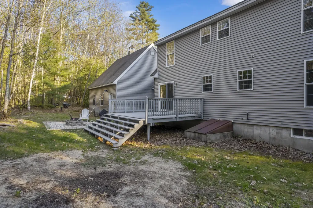 101 Deervale Road Durham ME 04222