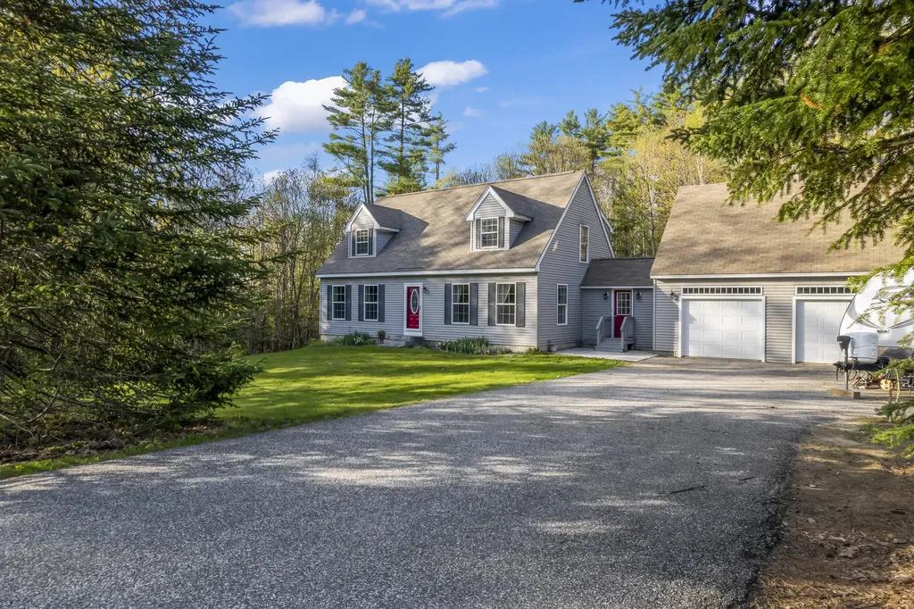 101 Deervale Road Durham ME 04222