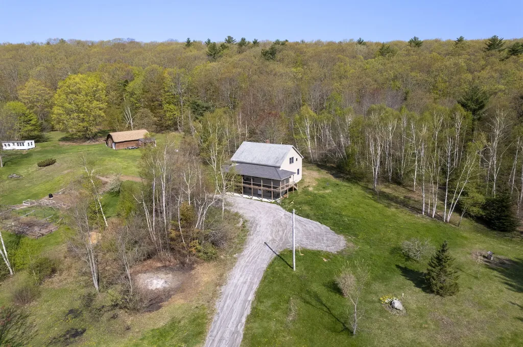 424 Marsh Road Sabattus ME 04280