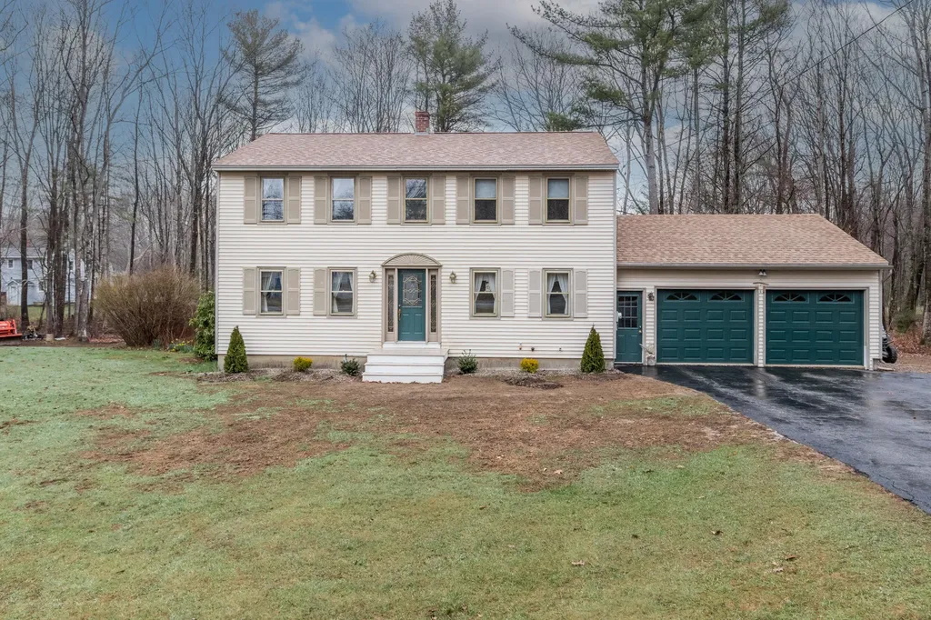 10 Country Woods Road Saco ME 04072