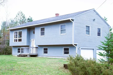 35 Timber Lane Mechanic Falls ME 04256