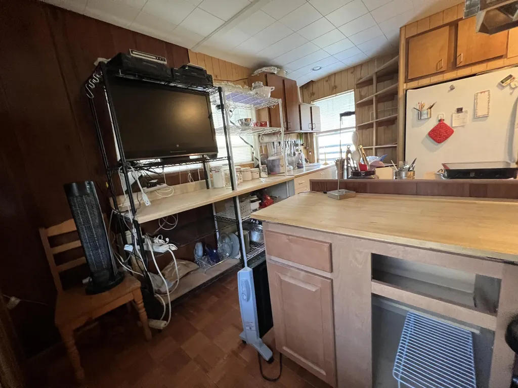 471 Airline Road Amherst ME 04605