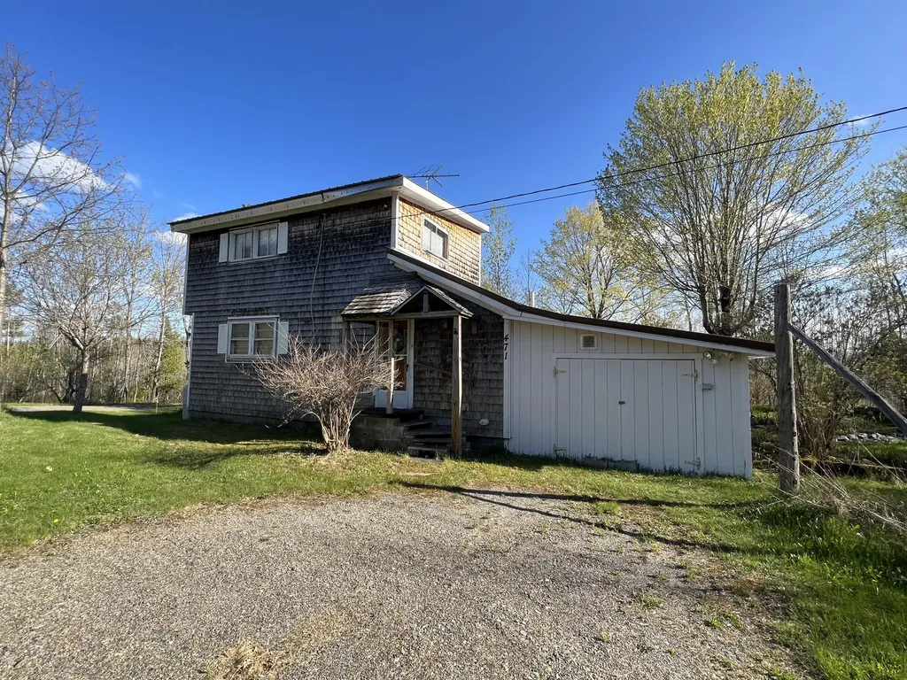 471 Airline Road Amherst ME 04605