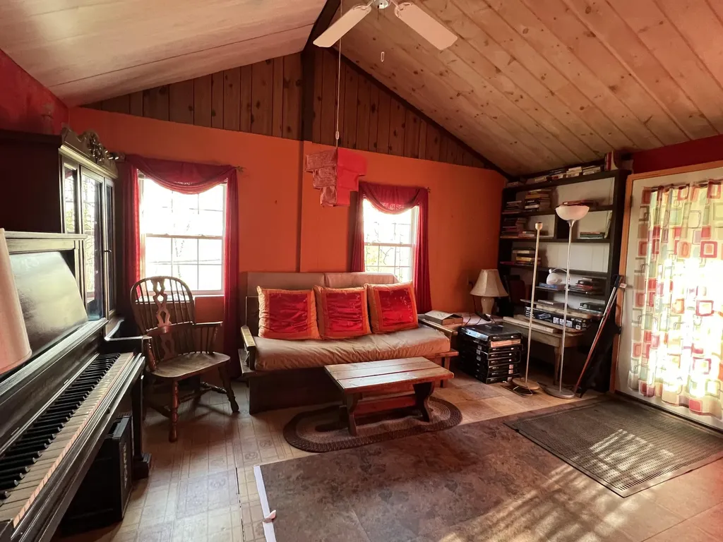 471 Airline Road Amherst ME 04605
