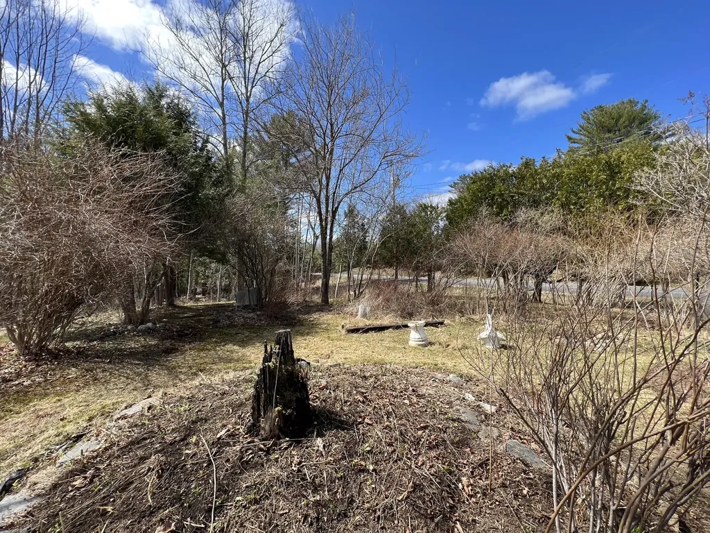 471 Airline Road Amherst ME 04605