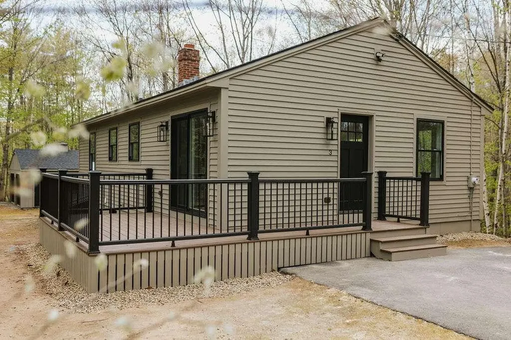 3 Standish Glen Standish ME 04084