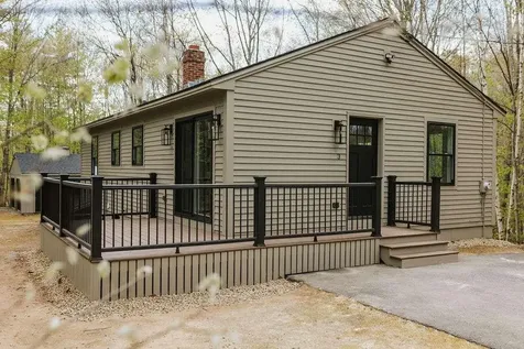 3 Standish Glen Standish ME 04084