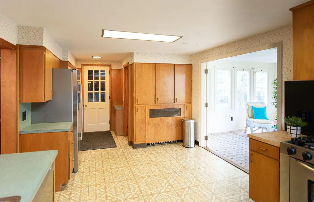 4 Dunstan Avenue Scarborough ME 04074