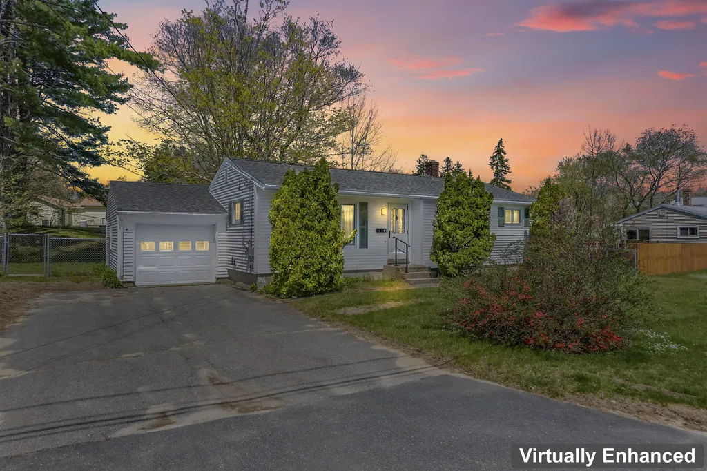 6 Nancy Drive Brunswick ME 04011